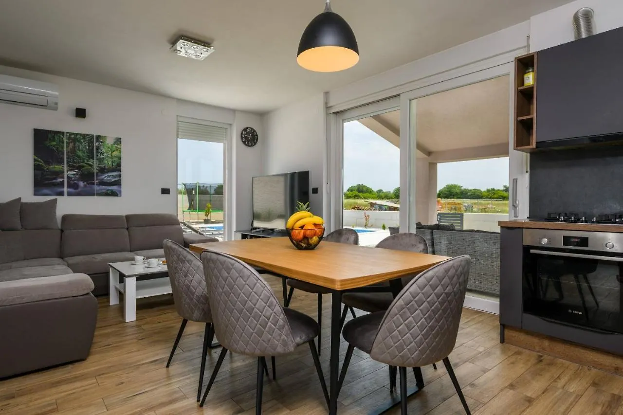 Vacation House Ana Fazana 0*,  Croatia