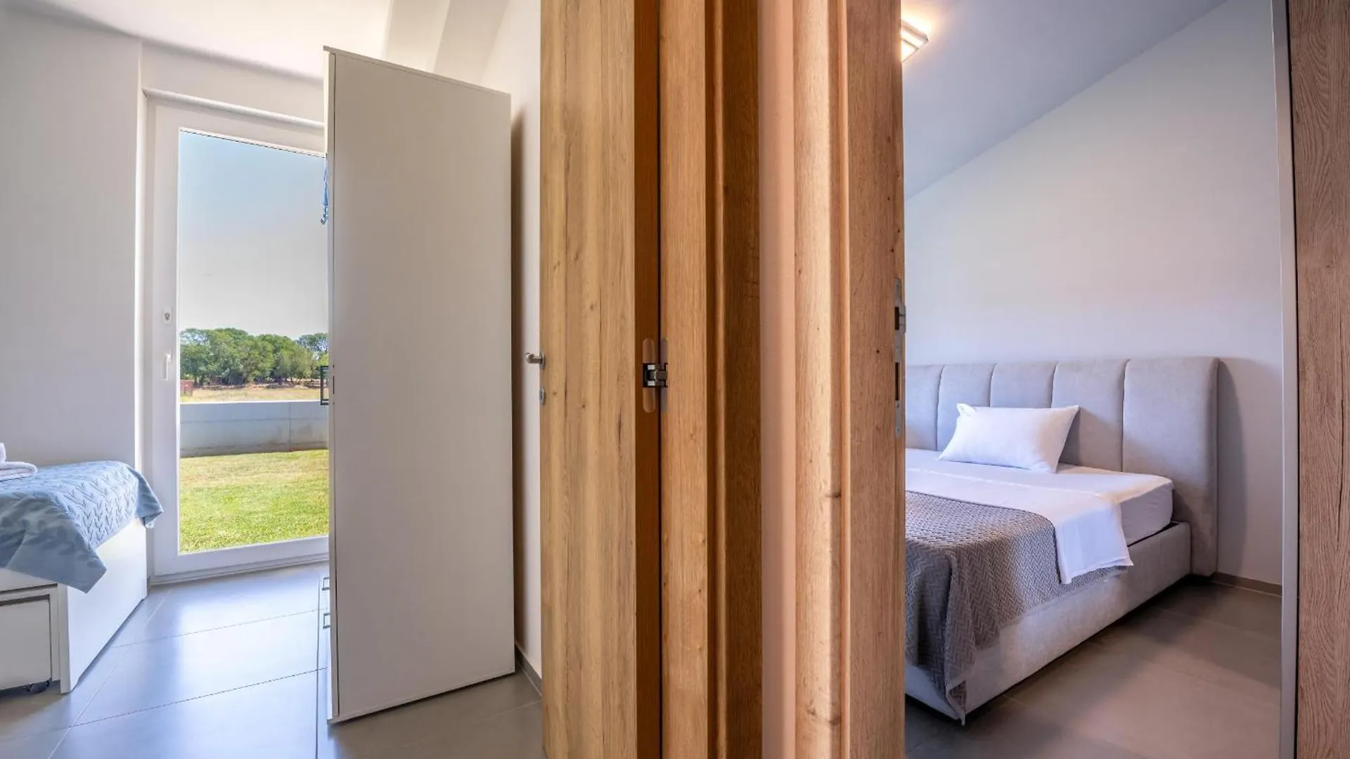 Vacation House Ana Fazana 0*,